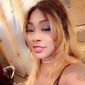 Meet your Posher, Fefe